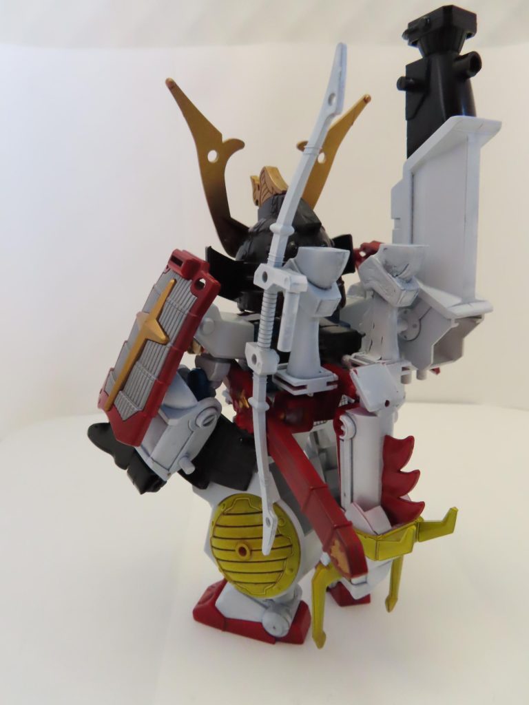 腕長でバランスが悪かったので接続部分を数ミリ晒し、腕を短縮。