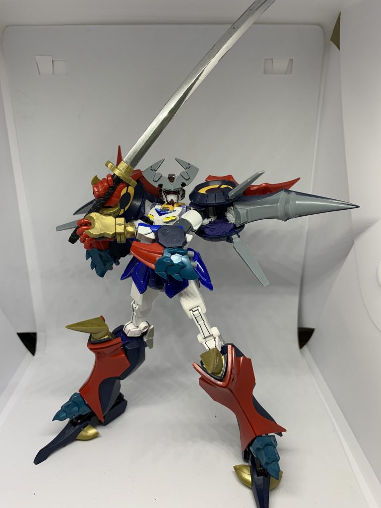 という訳で珠美コアガンダムダイゼンガーアーマーでした。ネットでは割と元キットが高額となっており、最初都内で見つけた時は即買いしたのでそれをそのまま流用するのは失敗できない緊張もありましたが満足です。