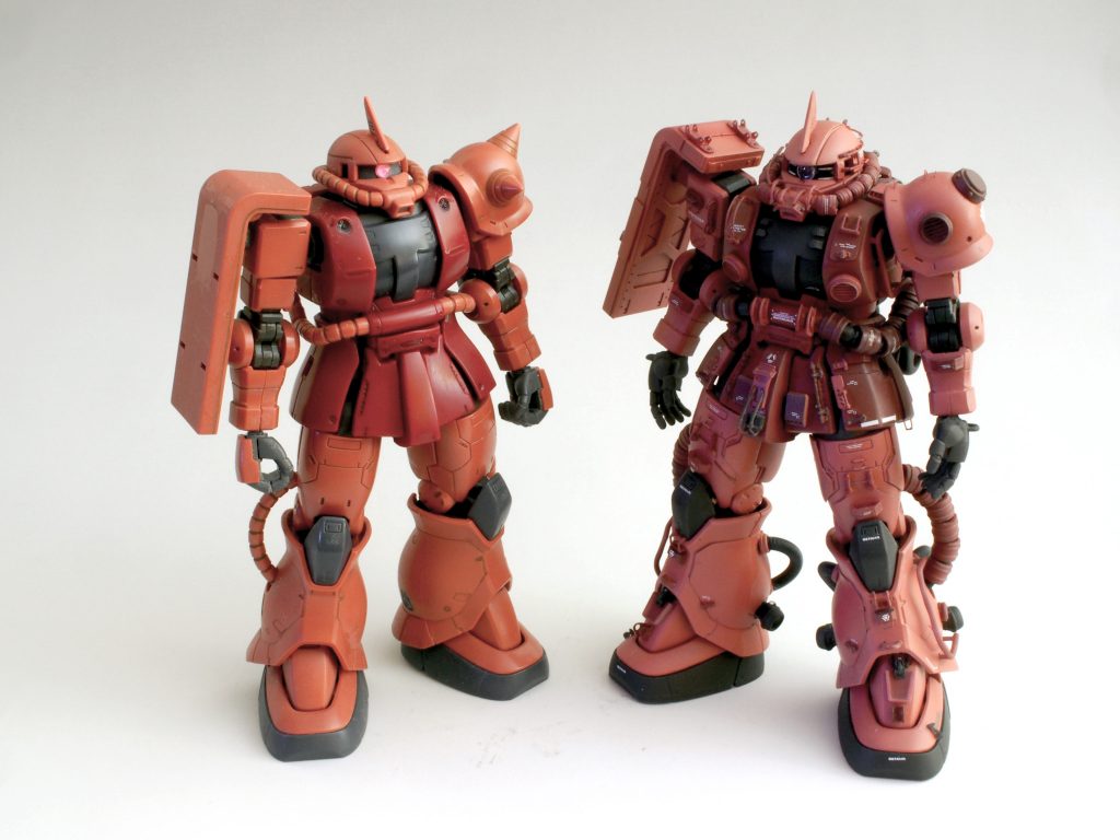 パチ組との比較です。ほとんど大きな工作はしていなく、パーツを付けただけで大きく印象が変わったと思います。