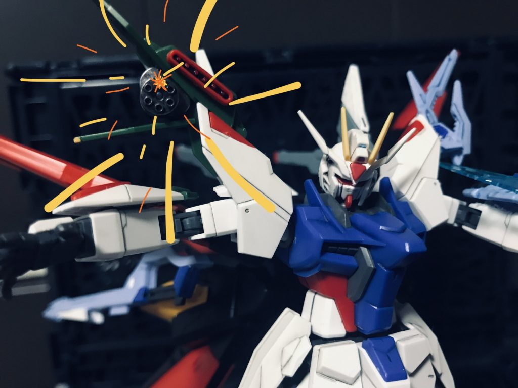 コンボウェポンポッド。裏側のカリドゥスっぽいのは実際使えるんですかね…?実はバトローグ見たことないんですよね。だからこの機体がどんな活躍するか全然知らない…