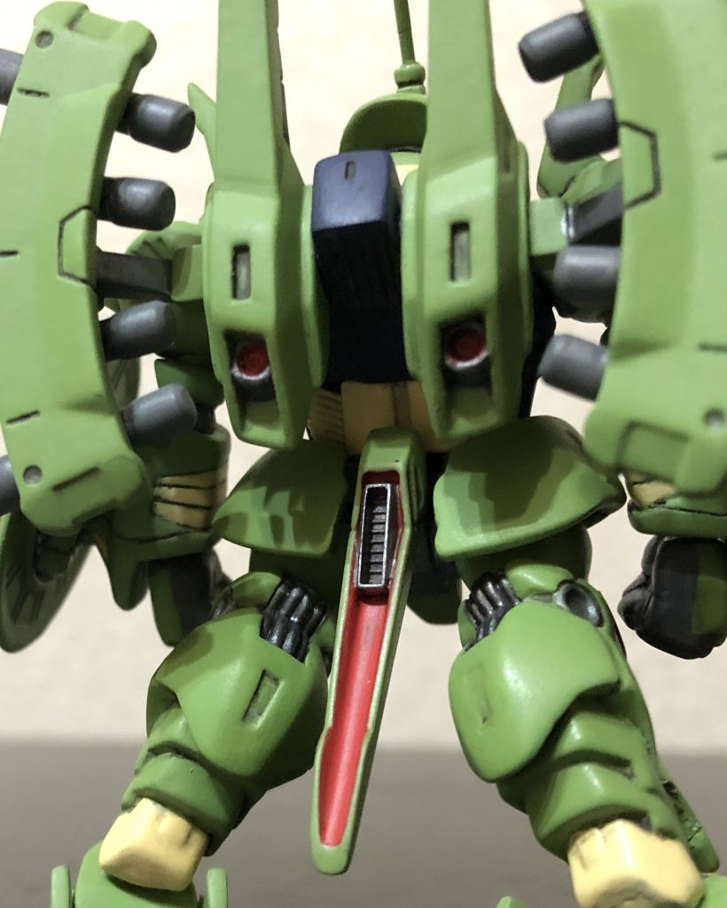 各部、Hアイズ、バーニア等でディテールアップ。