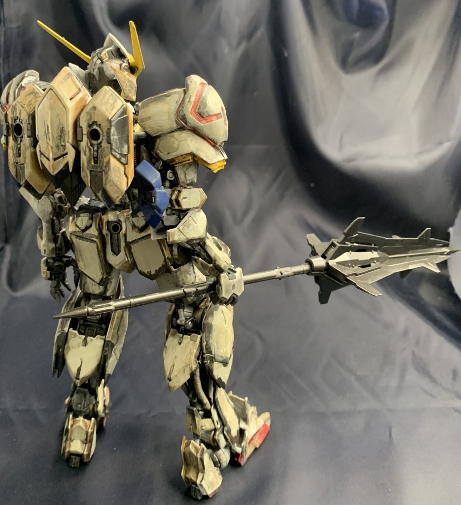 ランダムに汚れることで劇中の乾いた大地で戦ってる感じを出せたかな、砂はかかるけど塗装は剥げないのが劇中感あるかな