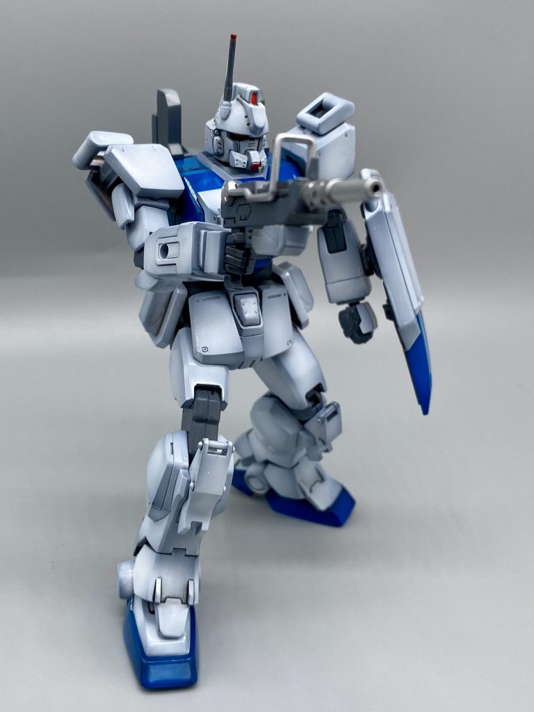 グラデーションの適切な濃さを探り探り塗りました。拡大するとザラが分かっちゃう。