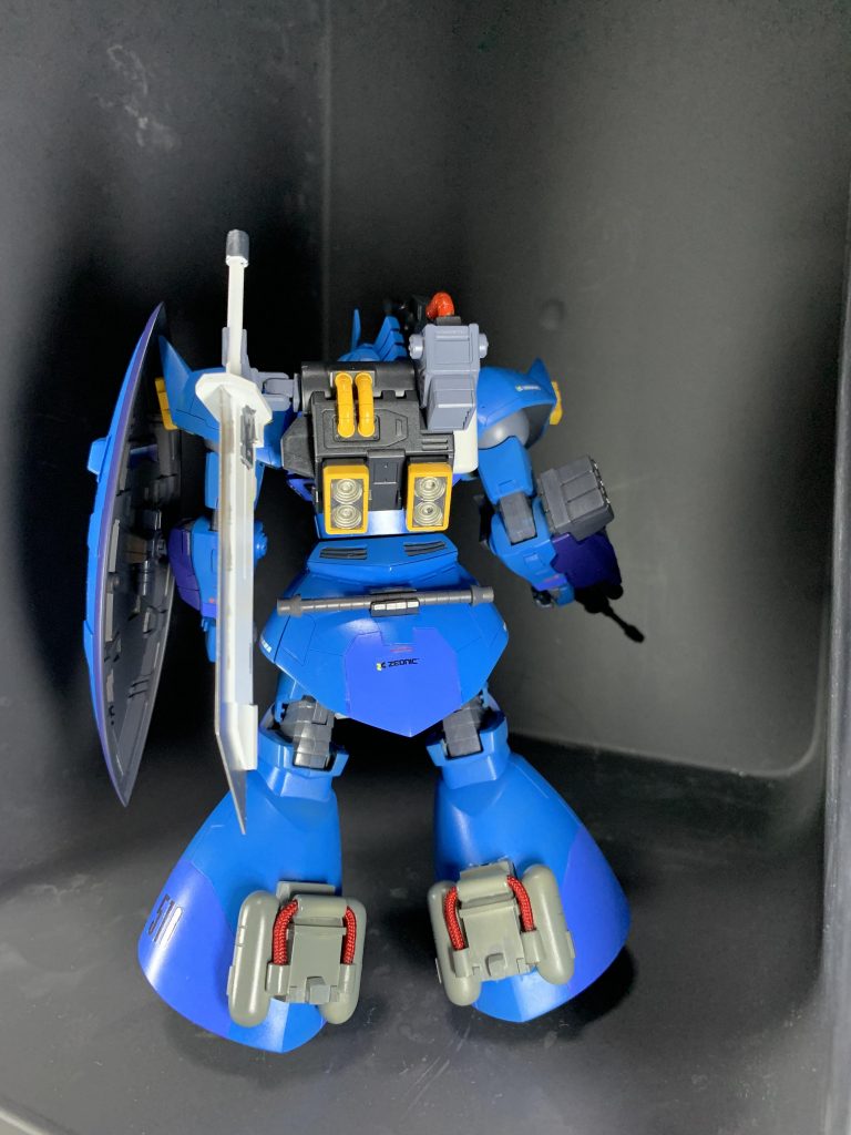 バックパックに懸架できるようアームも自作しました！