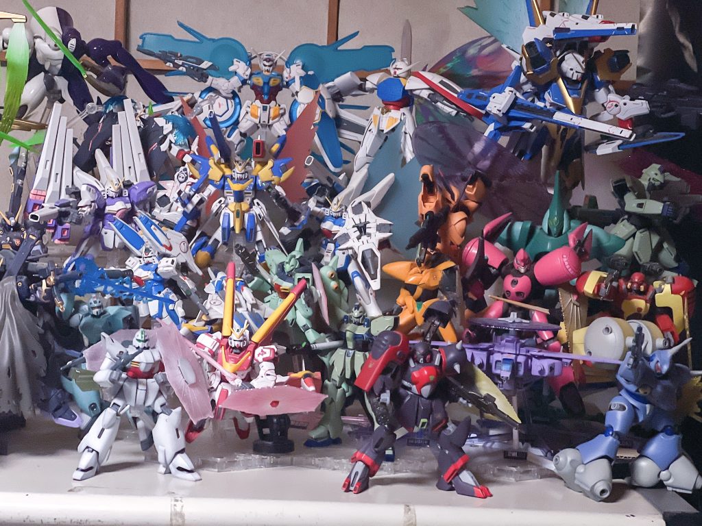 これでリガミリティア側の1/144サイズのMSも揃いました。VガンダムとV2は旧キットのが残ってたりしますが、どうするか考え中。RE/100のガンブラスターは確保済みなので年内のどこかのタイミングで作れればと思います!