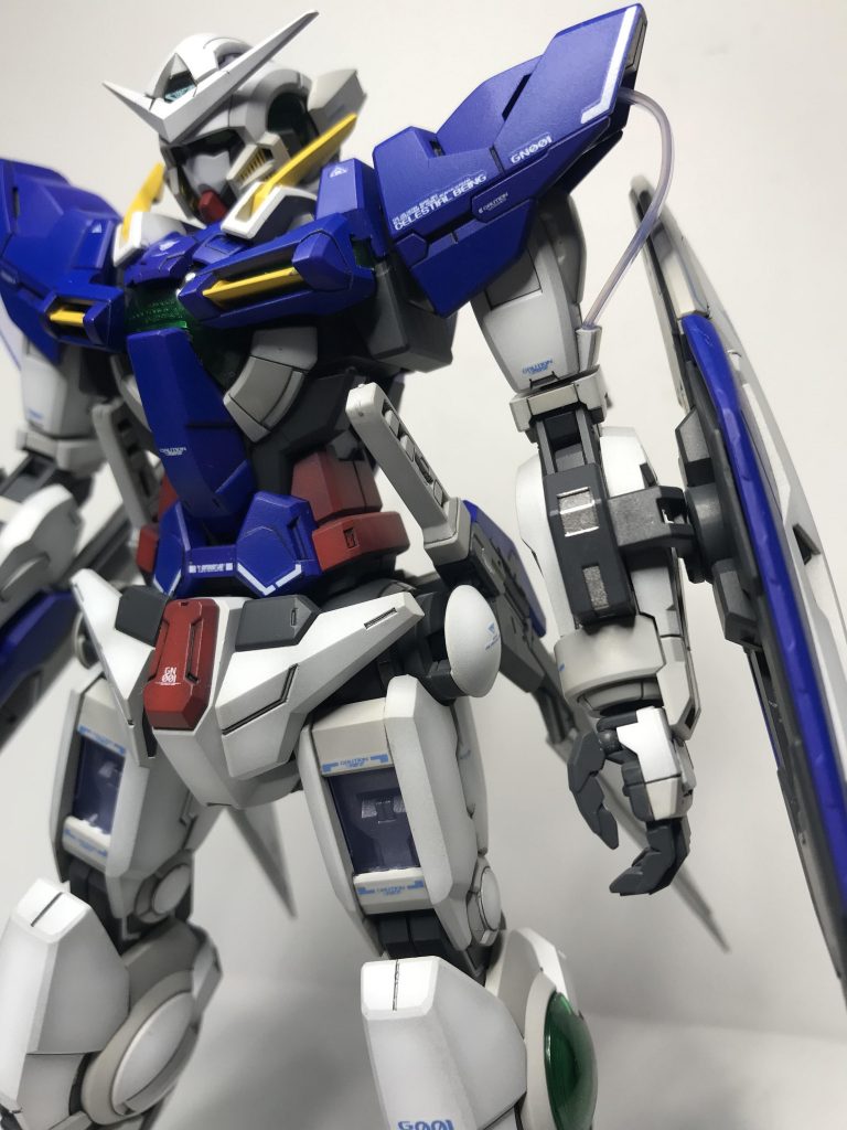 少し煽り気味で。