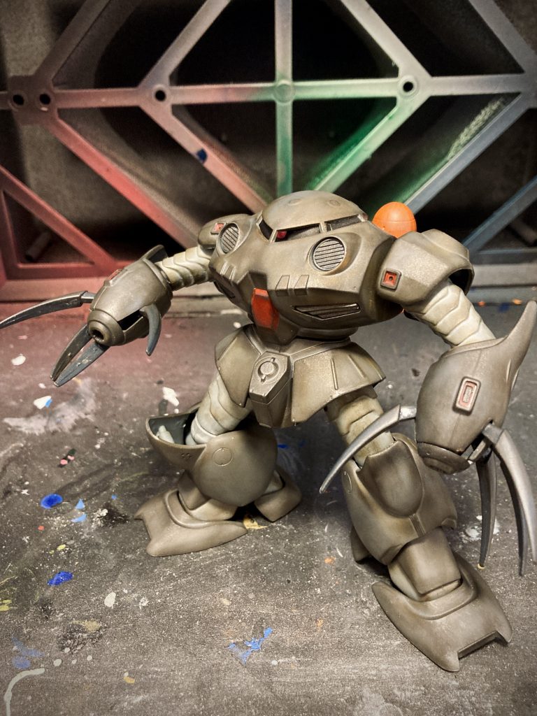 ツメのギミックがよく考えられてて、ほーなるほどなるほどと唸りながら作りました。