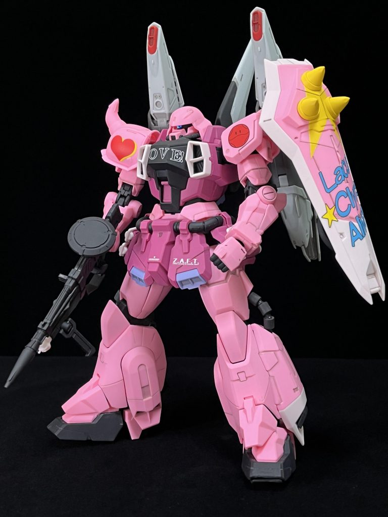 ブレイズウィザードがかっこいいとはいえ、やはり面白い出立ちの機体ですね