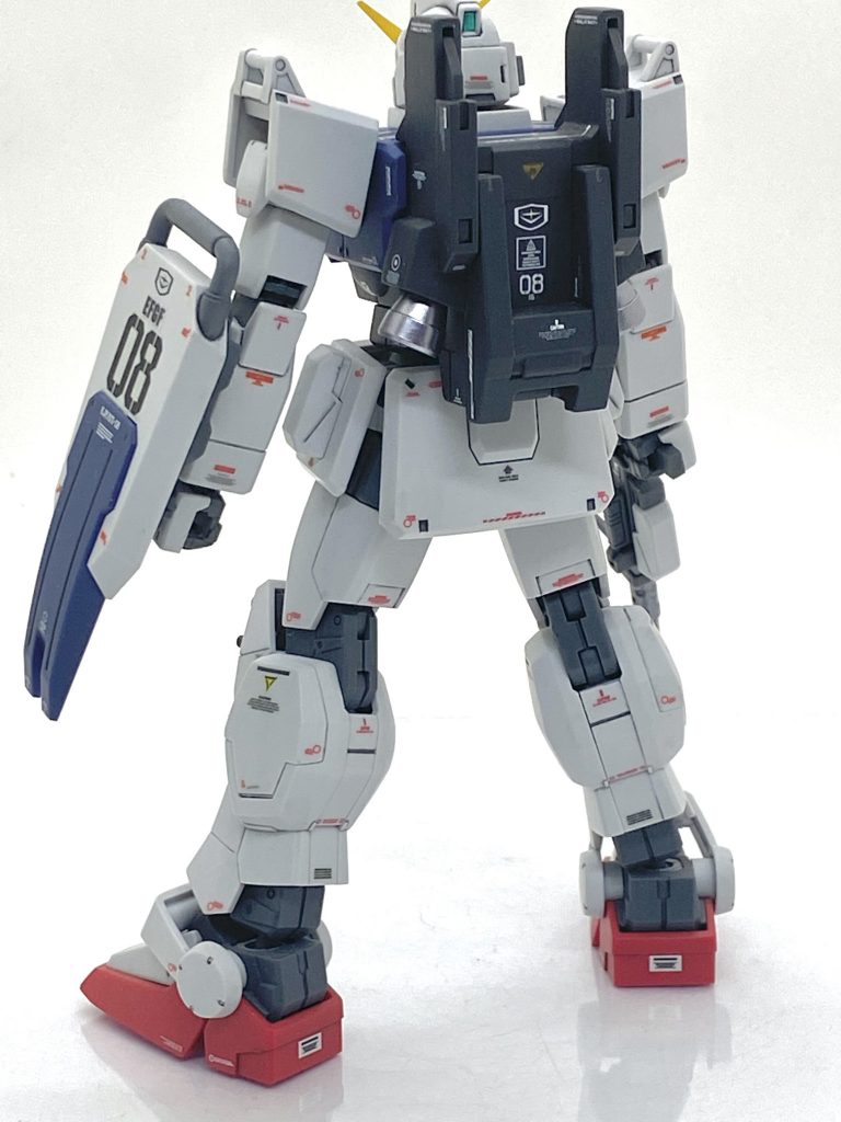 塗装箇所とカラーレシピマシンガン砲身、バーニア外部、胸部バルカン砲→(ガイア)フレームメタリック(1)黄色部→(クレオス)新ガンダムカラーイエローマシンガン本体、シールドフック等グレー部→(クレオス)ニュートラルグレー180mmキャノン→(ガイア)メカサフライト