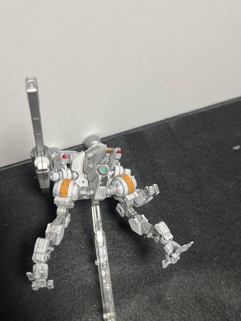 カメラアイの部分があまり見えなかったので一枚。