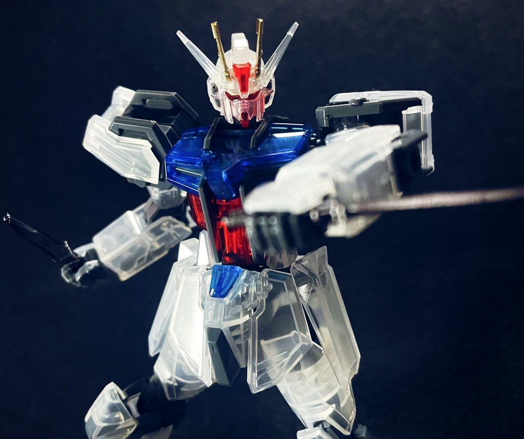 一番くじ EG ストライクガンダム クリアVer–3枚目/制作者：ワサワサ・ニョッス