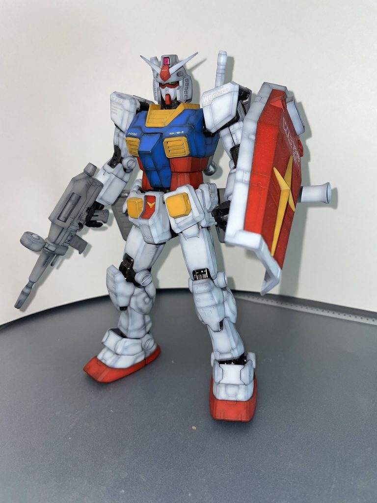 ガンダムモールドが多すぎる場合　どうグラデーションつけていいかわからずシマシマになっちゃいました…