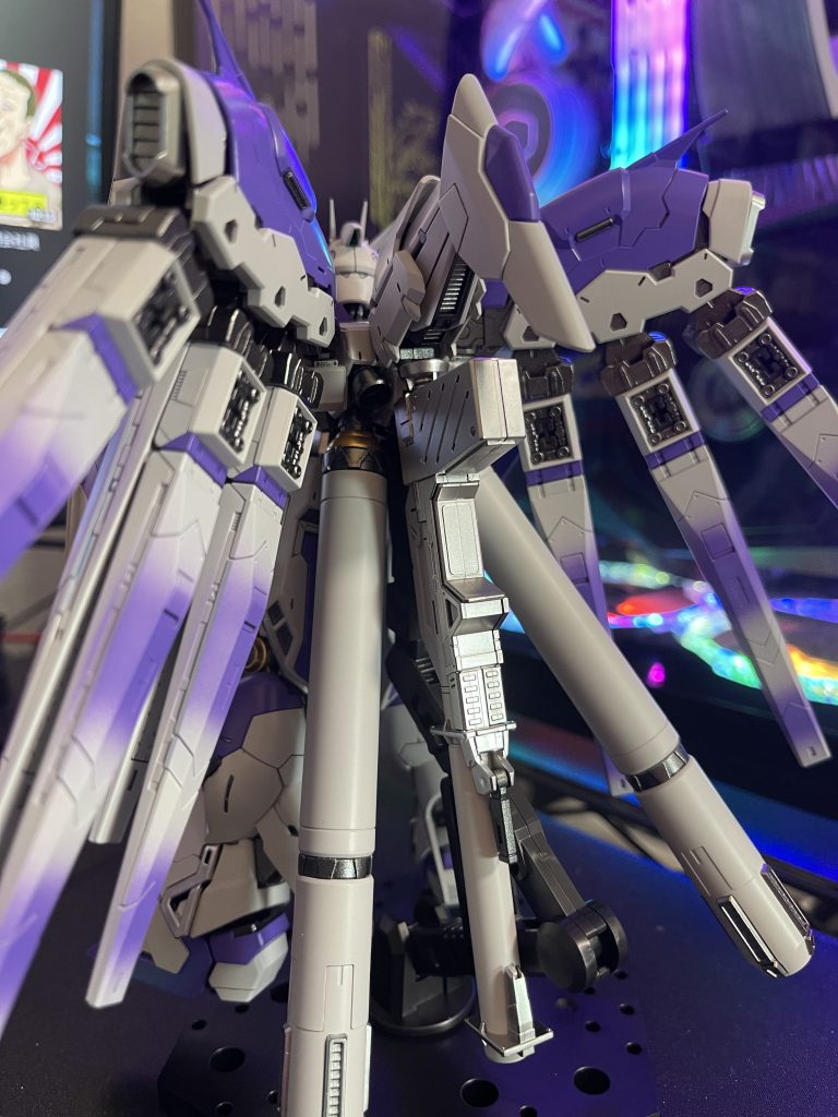 hi-νガンダム 全塗装完成–4枚目/制作者:Fenrir