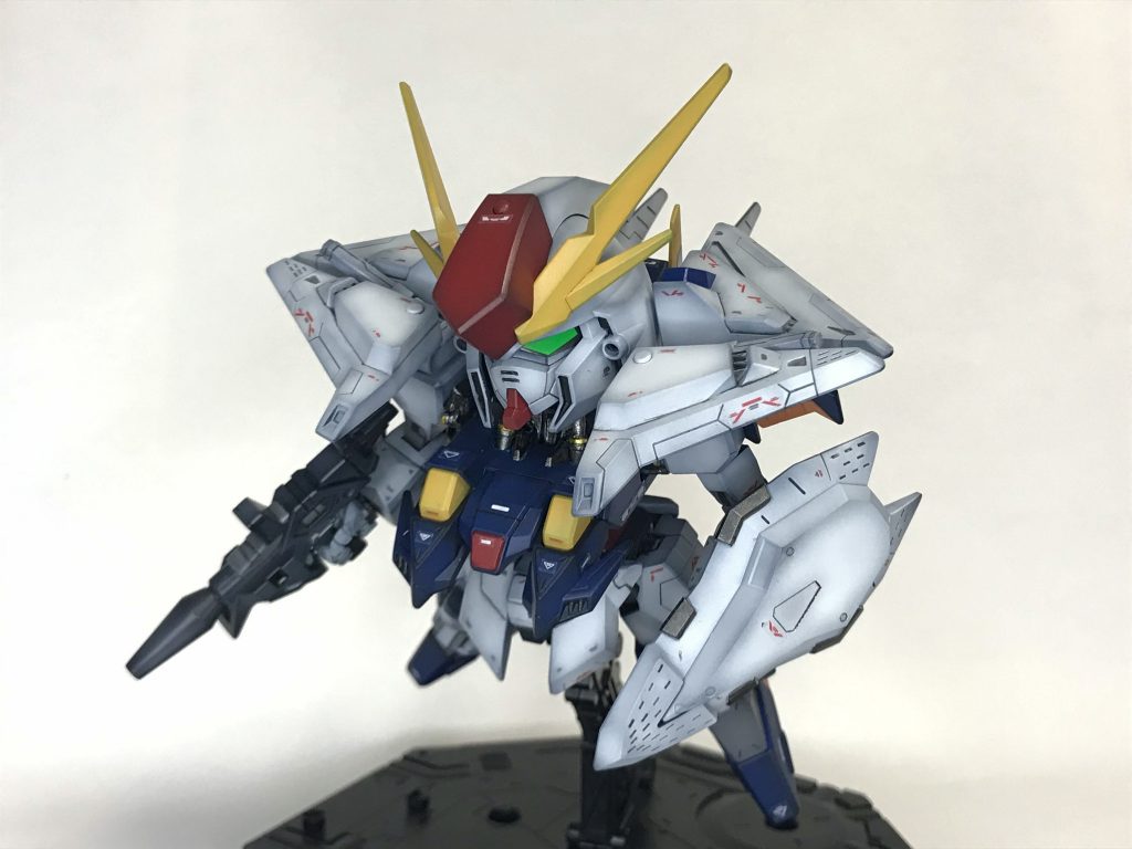 飛行形態。手のひらサイズで可愛いです。 