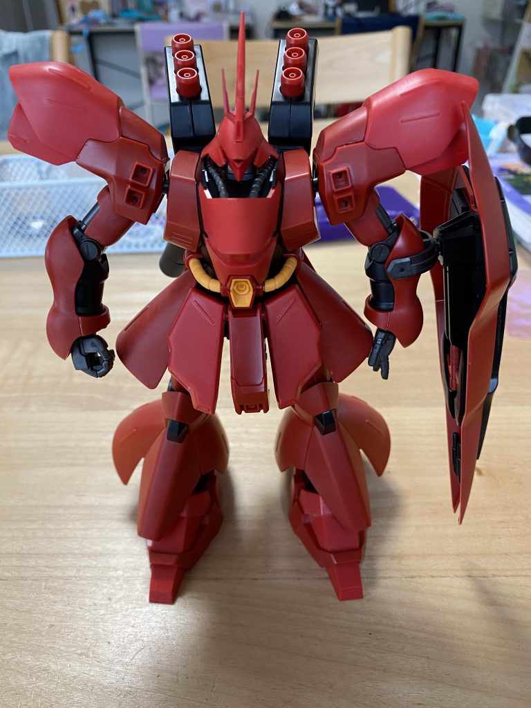 仮組みです。他の1/144に比べると大きいですね。