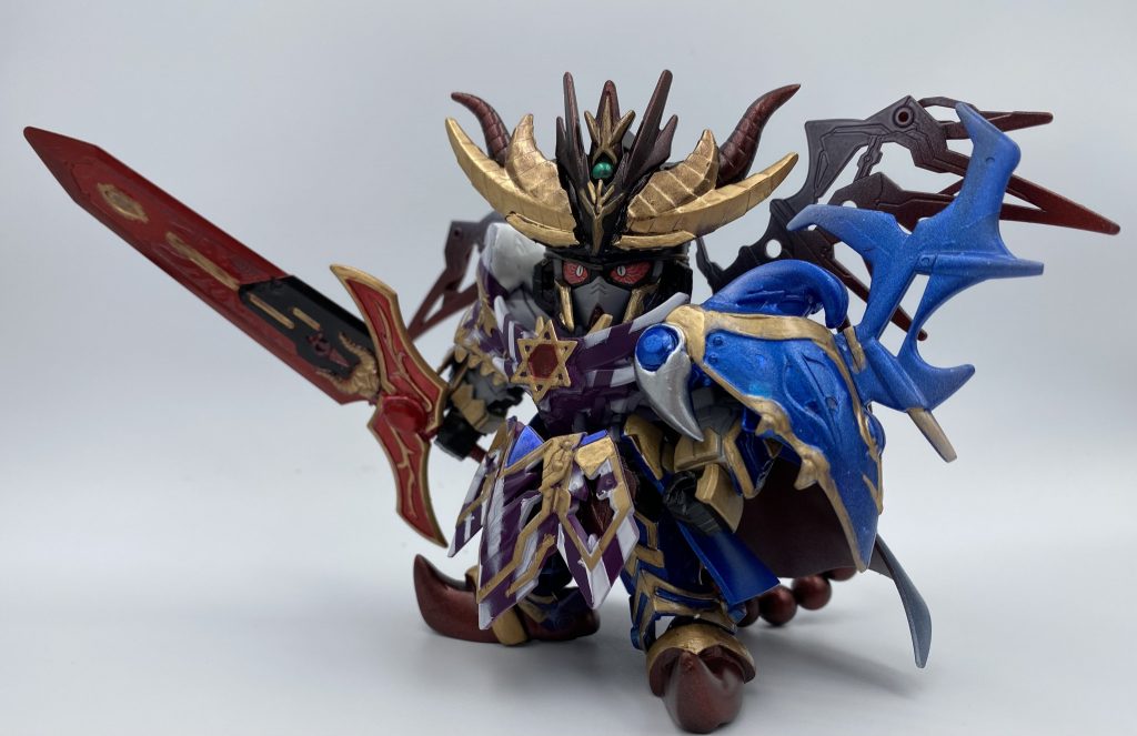 完成です。ブラックドラゴン要素を取り込んでヴィラン化できたと思います。製作2週間、楽しかったです♪♪♪