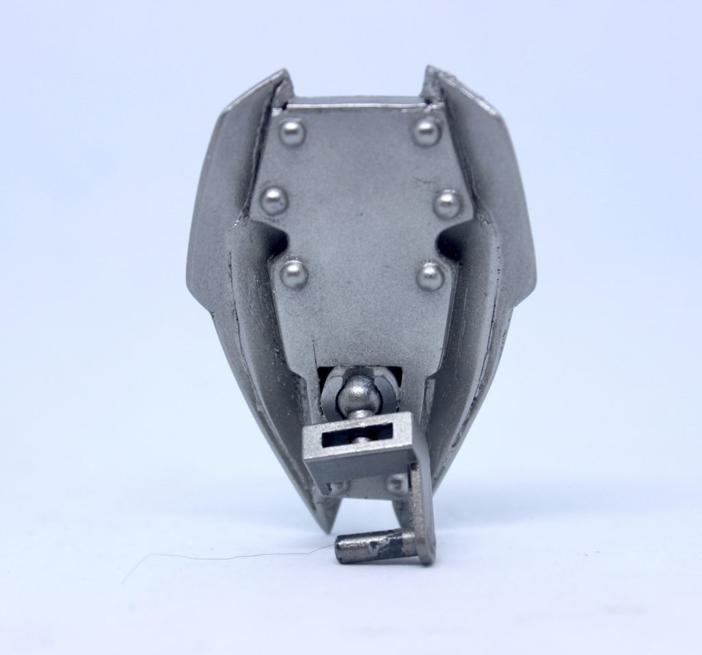 シールドの裏。ボールデンが仕込んであるので様々なポーズに対応できます。