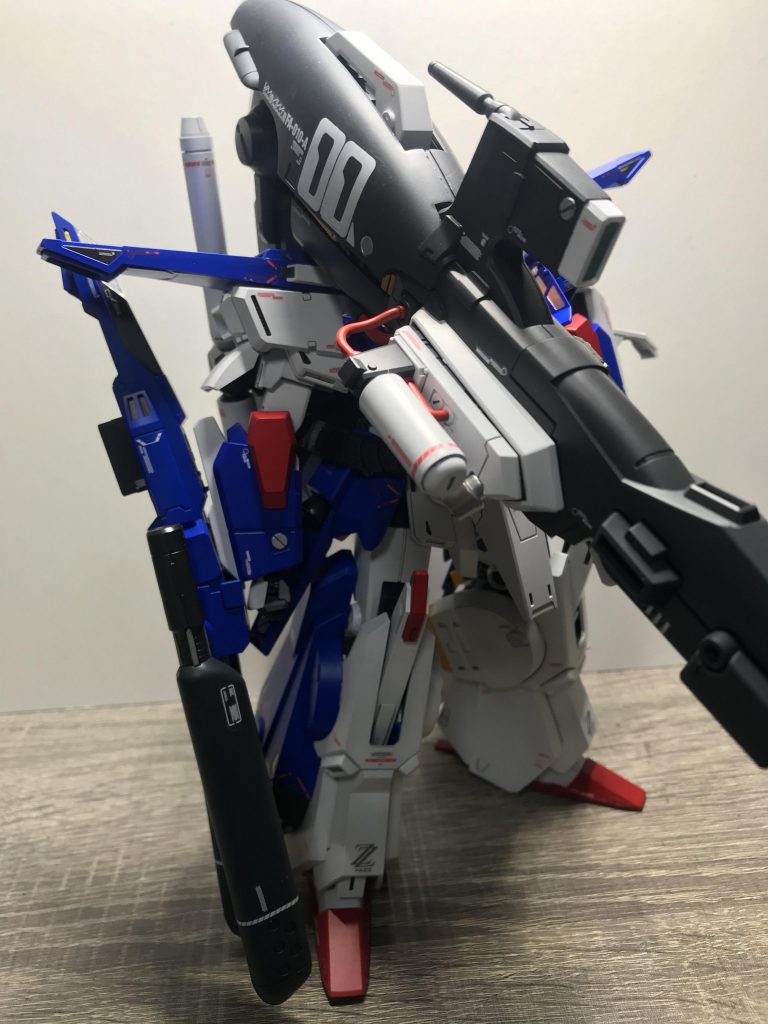 デカい！顔が見えないw