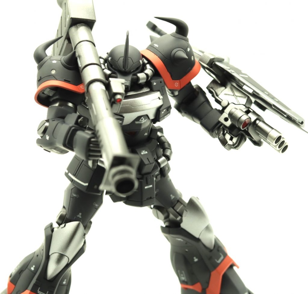 初心者なので毎回試行錯誤の連続ですw今回は稼働部のマスキング(今頃!?)メタルパーツ埋め込み等に挑戦してみました。あと、カメラも初めて単焦点レンズを試してみました。