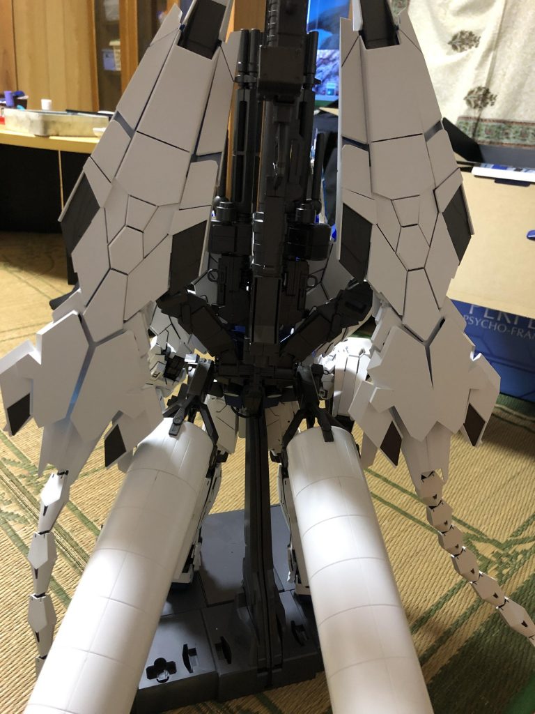 PGユニコーンガンダム ペルフェクティビリティ–4枚目/制作者：アッキー