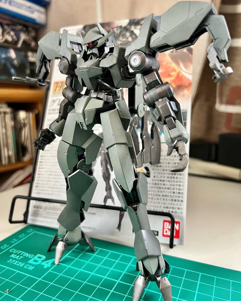 組上げ。ランナー塗りなので、スポンジが届かなかったところは塗り残しに。ランナー跡と合わせて筆でレタッチしました。