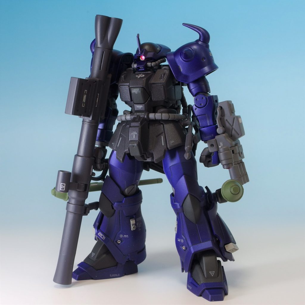 紺色の濃淡２色はメタリックカラーを艶消しに。ティターンズカラーみたいになりました。