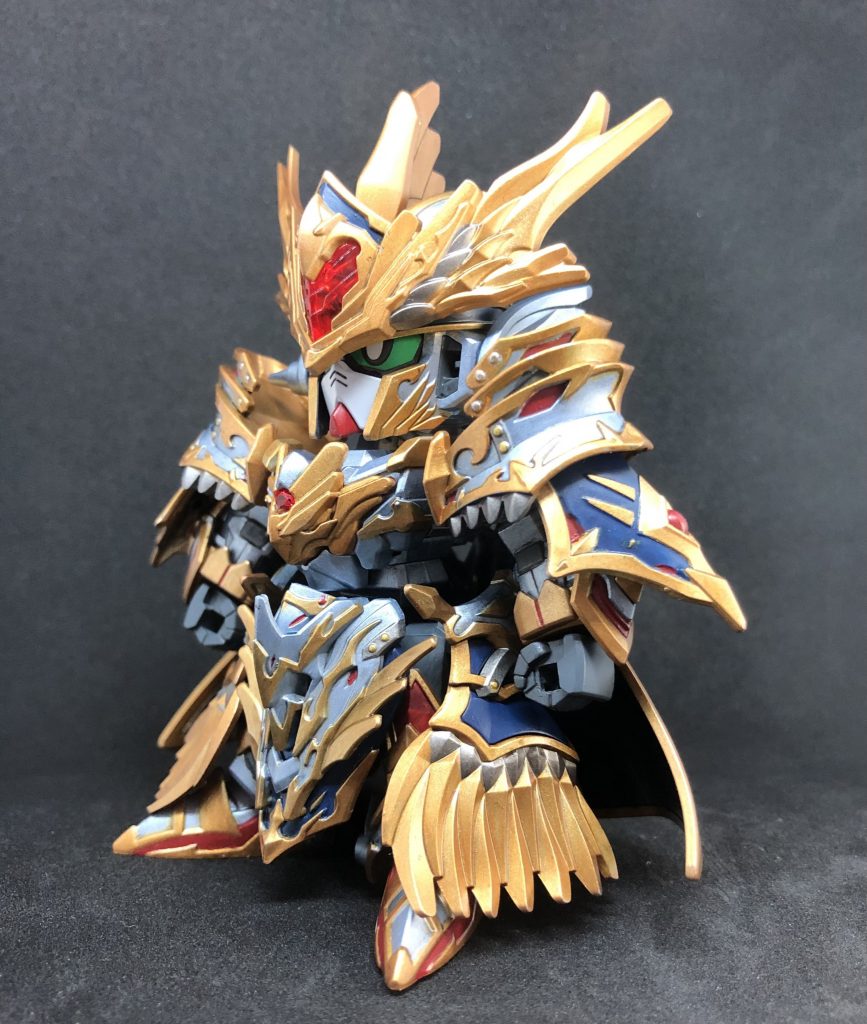 細かい塗り分けが多いのでとっても大変でしたわ。筆塗りする方々は毎回こんなに大変な作業をしてますのね…。