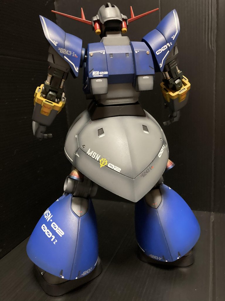 背面^_^今回は、デカールやり過ぎない様に注意。笑