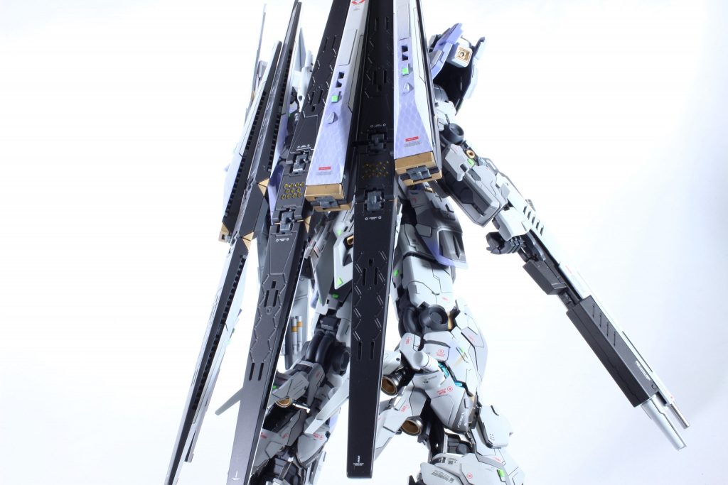MG νガンダム Ver.ka 「Arsenicum」–3枚目/制作者：kuroxbane