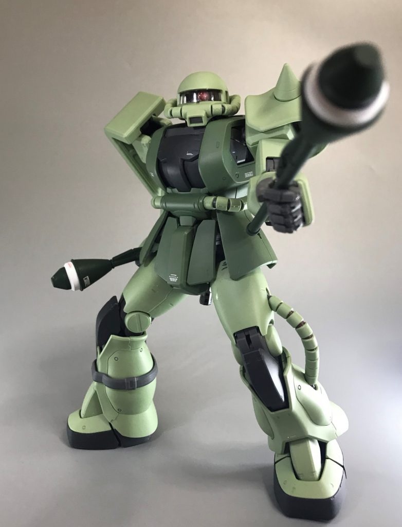 同じくシャアザク1.0に付属のシュツルムファウストです。こちらは全塗装したものです。