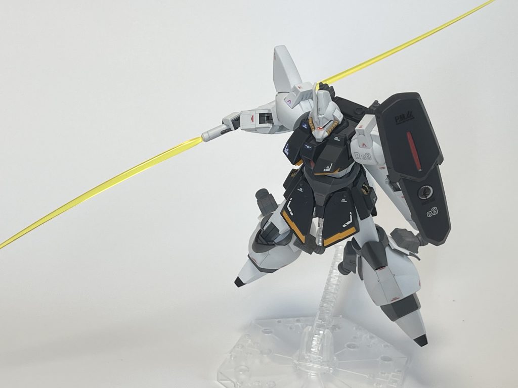 連結してランサーモードに。映える！ドラグナーみたいなギミックですね。そういえばZZの後番組がドラグナーなんだっけな…