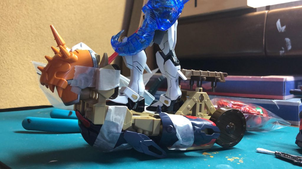 水上を滑るサーフボード的な支援機作成中