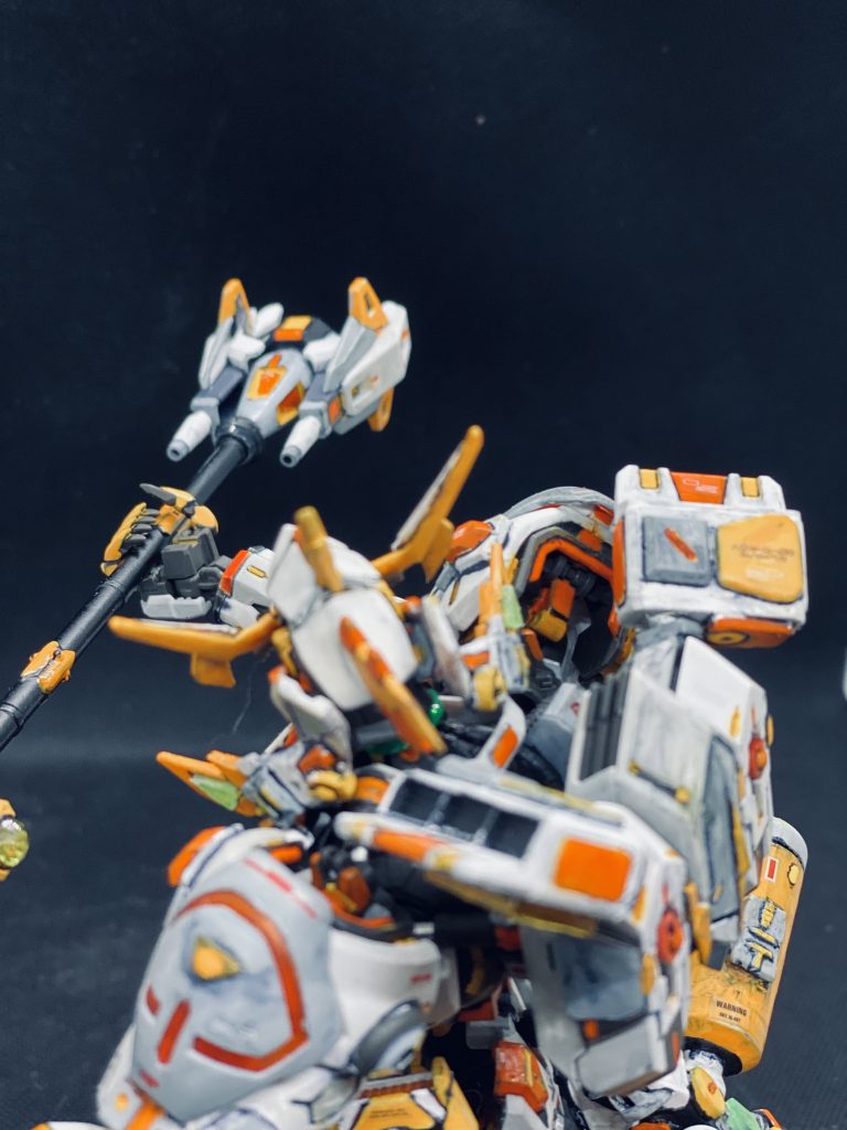 ガンダムフレームの宿敵モビルアーマーをオーバーライドするイメージです。