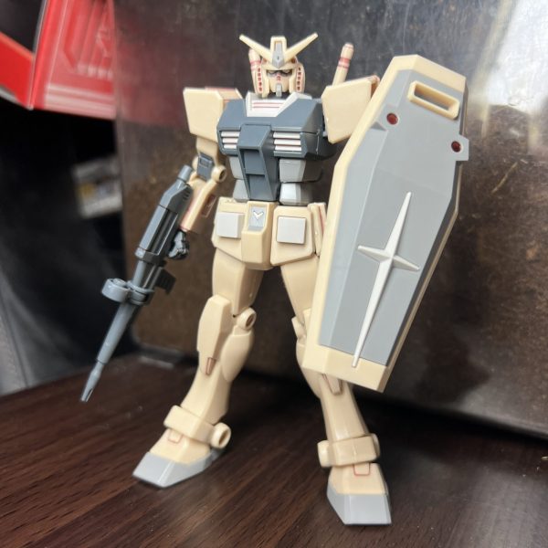 EG RX-78-2 ガンダム（卵殻プラスチック）