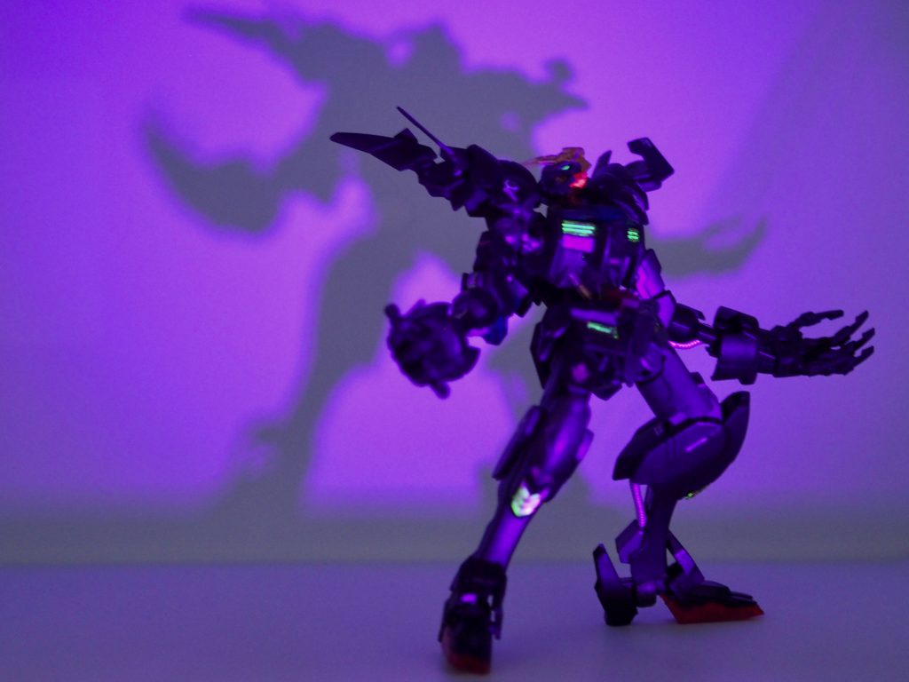 「もっとよこせ!バルバトス !!」悪魔的なカッコ良さと不気味さの両方を目指しました。