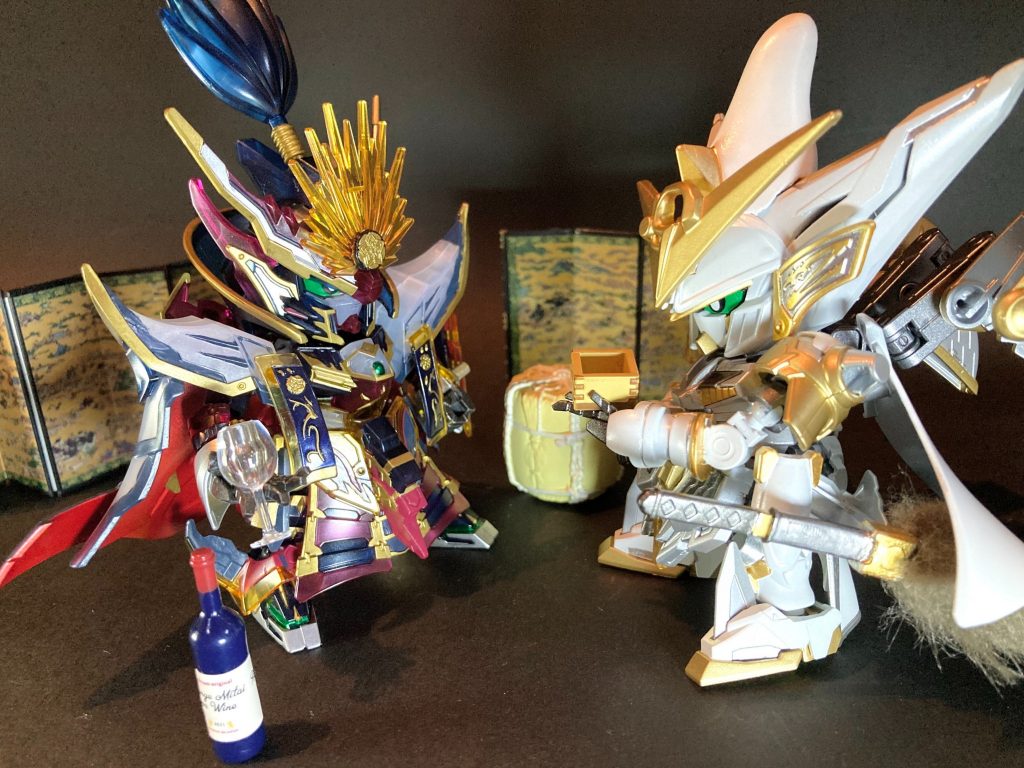 【謙信と信長】古き伝統と秩序を重んじる謙信は足利将軍家への忠誠心も篤く、そのため当初15代将軍を庇護して上洛した信長を同じ主君に仕える同志と認識し良好な同盟関係を築いた。しかし天下布武を志す信長が室町幕府を滅ぼすと一転!謙信は激怒し、魔王討滅の大義を掲げ北陸道から畿内へ攻め上がる。