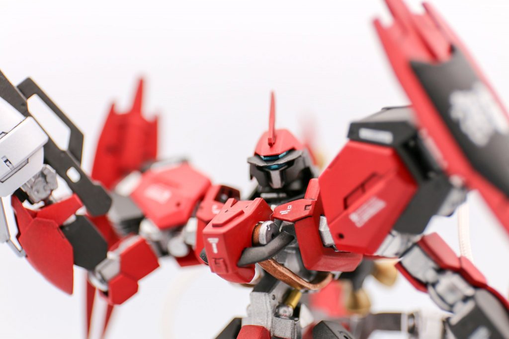 綺麗に塗れたカメラアイがあんまり見えてなかったので、最後はお顔のアップで!ここまで見てくださりありがとうございます!