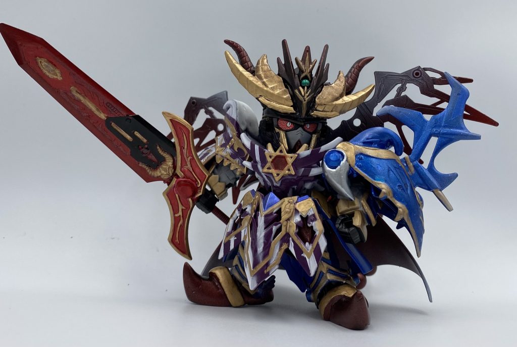 アーサーガンダムをベース。黒魔神闇皇帝、サタンガンダム、ナイトストライク、徐晃デスサイズ、ヴァルキランダーを使用しています。