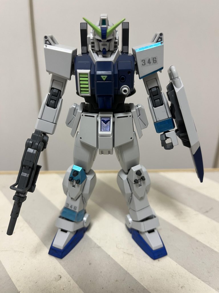 素立ちの3枚は艶消しスプレー吹く前です。撮ってから、吹くの忘れてることに気づいたので、、