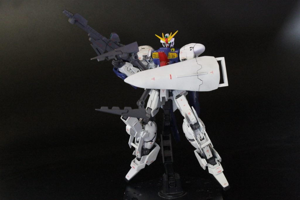 ライフルはプラ板プラ棒等で自作