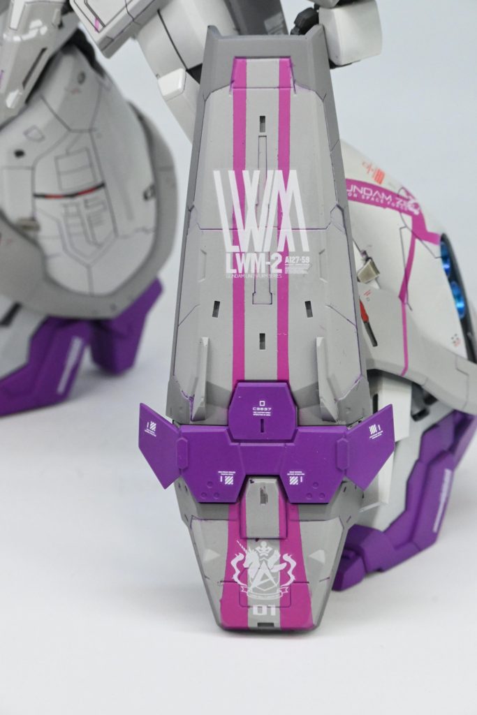 ガンダムリンドヴルム–5枚目/制作者：モチョ