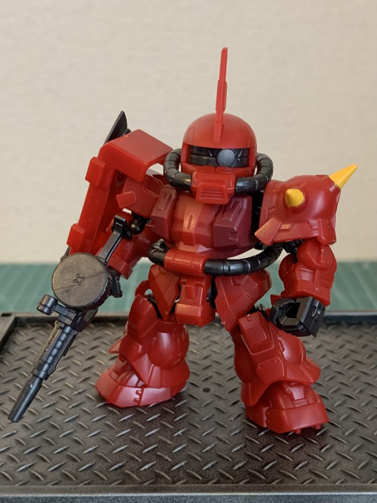 フツーに作ったらフツーのザク2です。高機動にするにはEXパーツを買う必要があります(商売うまいなぁ)。