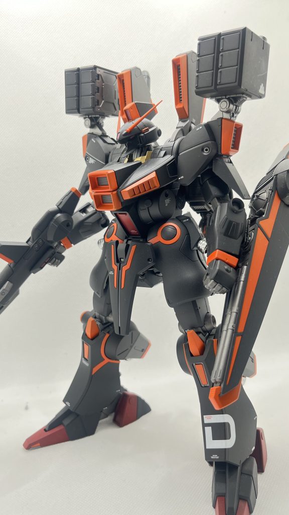 ガンダムMk-Ⅴ オリジナルカラー–3枚目/制作者：@ninjin4256