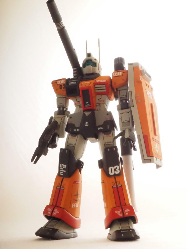 20年振りにガンプラ復帰したんですが、久しぶりに楽しかったですね~。老眼でびっくりするほど手元が見えませんw拡大鏡ナシではもう無理です…。