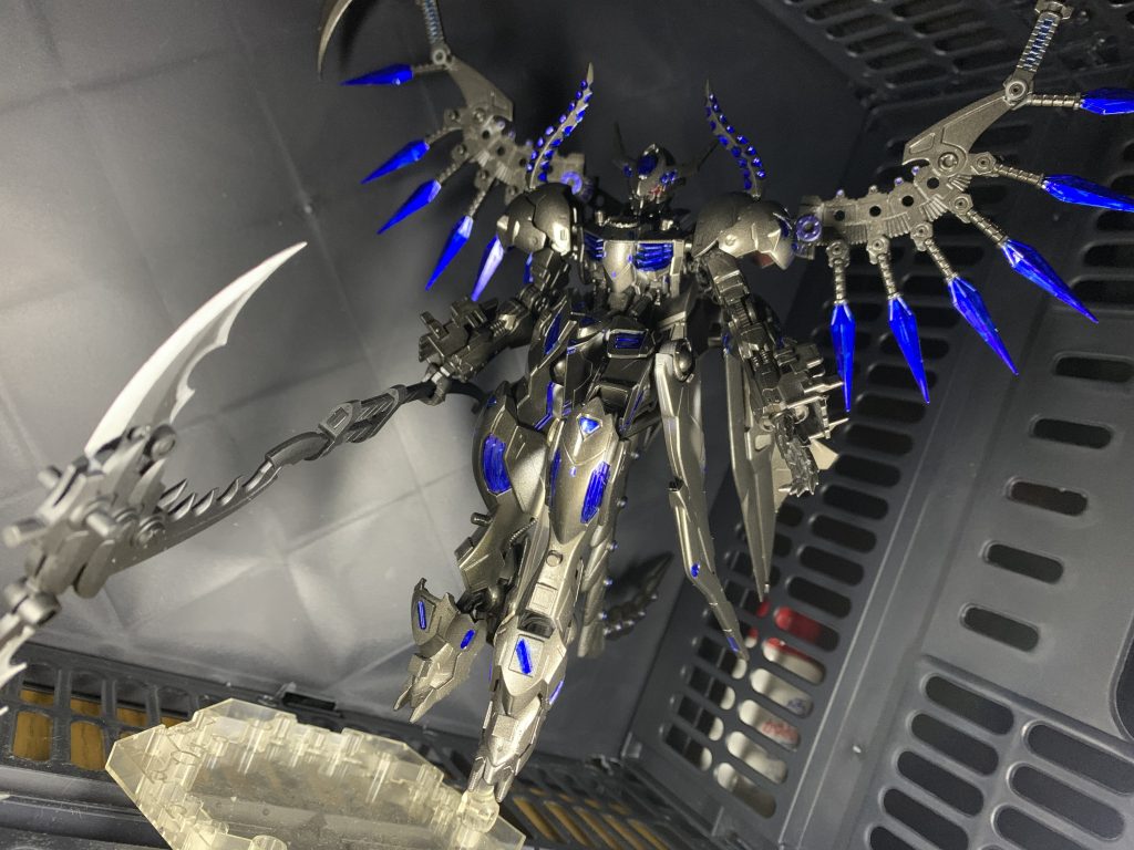 降り立つバルバトスルプス