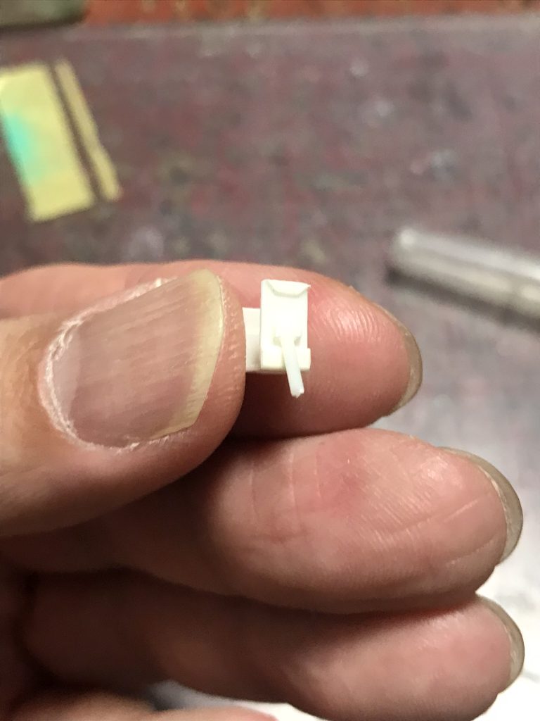 けどやはり設計の古さからか、キャノン部のポリキャップが剥き出し…