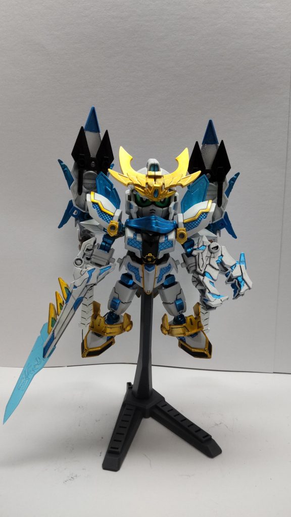 龍締破刃の展開状態。手首は干渉するので取り外します。