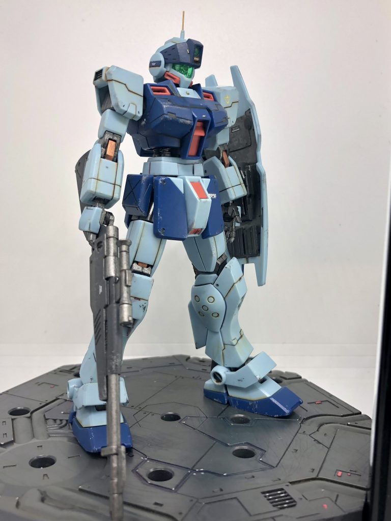 今回はエアブラシの使用が面倒だったので筆塗りです。製作はダラダラと4ヶ月くらいは触っていました。荒隠しの汚しもありますが陸戦かつ雨雪の多い地域での運用をイメージして作りました。結構好きな作品になったのでまた気になる所は調整したい作品です。