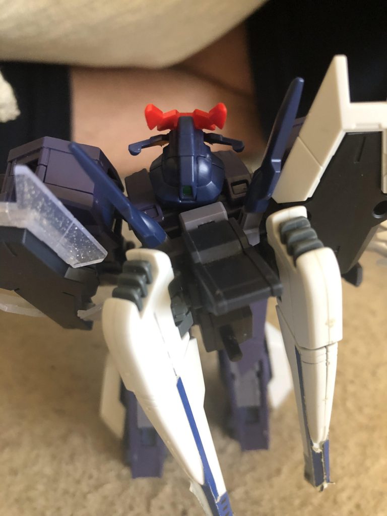 ※投稿者の生足注意武装は強化型ビーム・ライフル、ビーム・サーベル、頭部バルカン砲、右腕クローシールド、左腕独立型ドローン(ドローンはバルカン砲を発射可能)ヴェスバー   以上!!