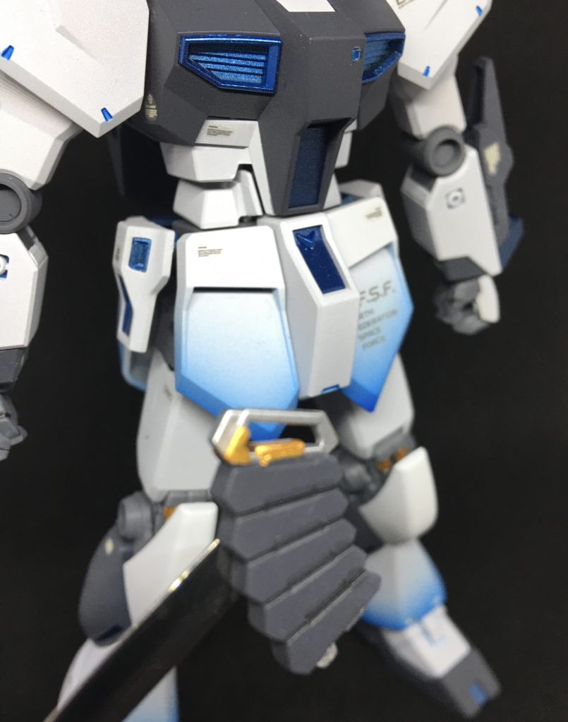 マグネット内蔵で、外観を損う事無く着脱可能です！！